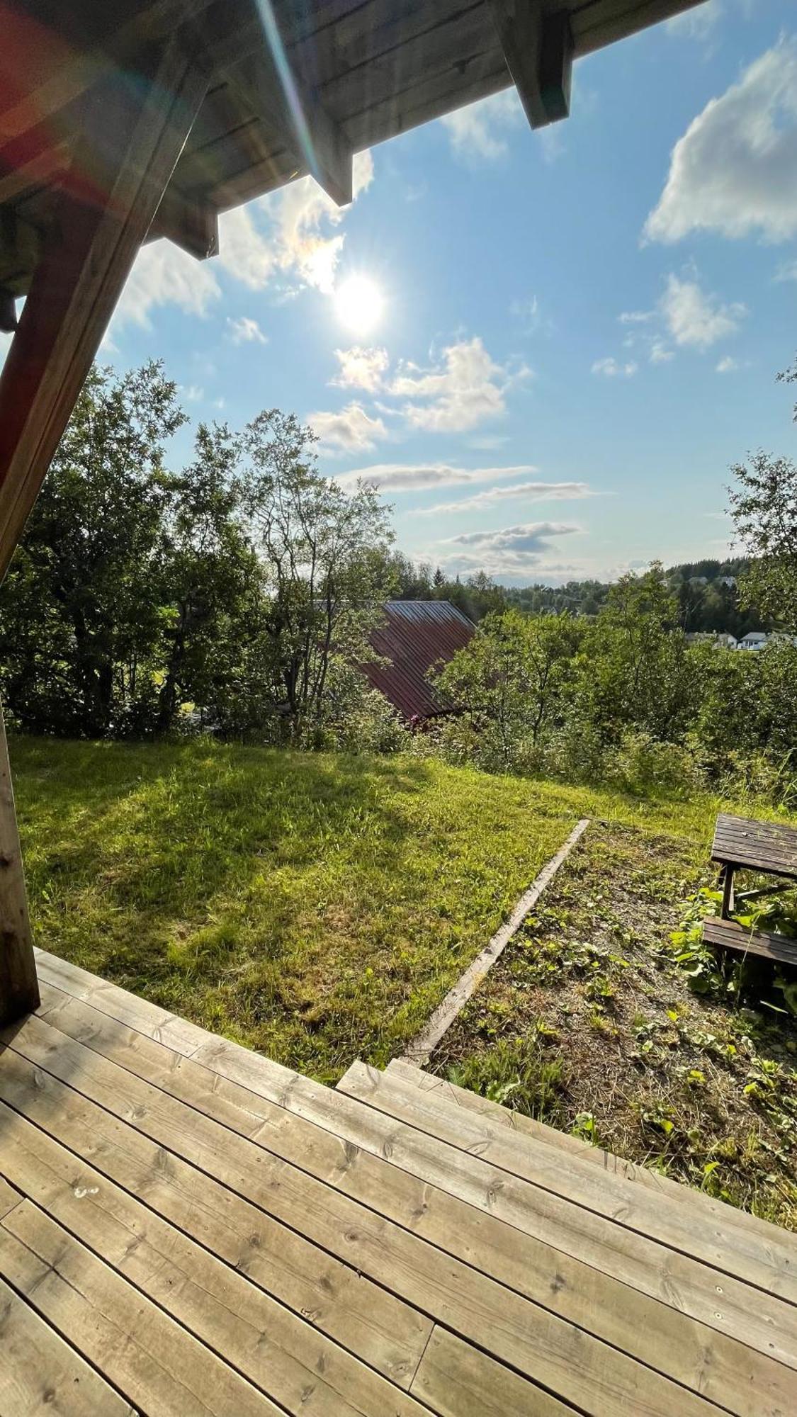 Sentral Og Romslig Leilighet Naert Senja Finnsnes Exteriér fotografie